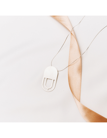The Luna necklace Minimalist, handcrafted - Monom