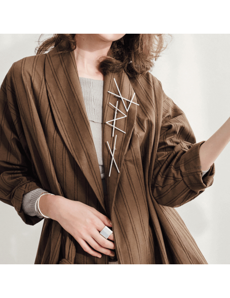 Brosa ALPHABET STRENGTH Minimalist, realizat manual. - Monom