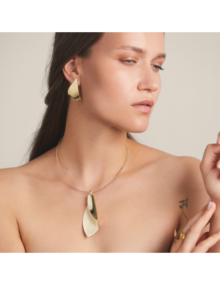 Etala Petal Necklace, minimal, handcrafted - Monom